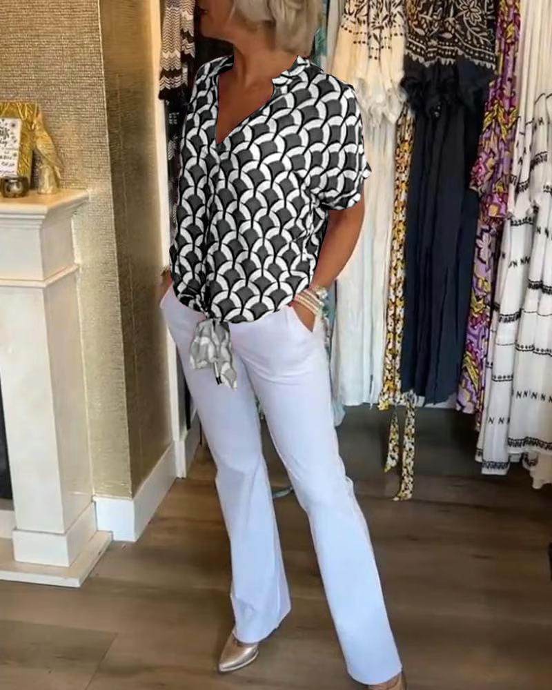 Isabelle | Relaxed V-Neck Printed Top