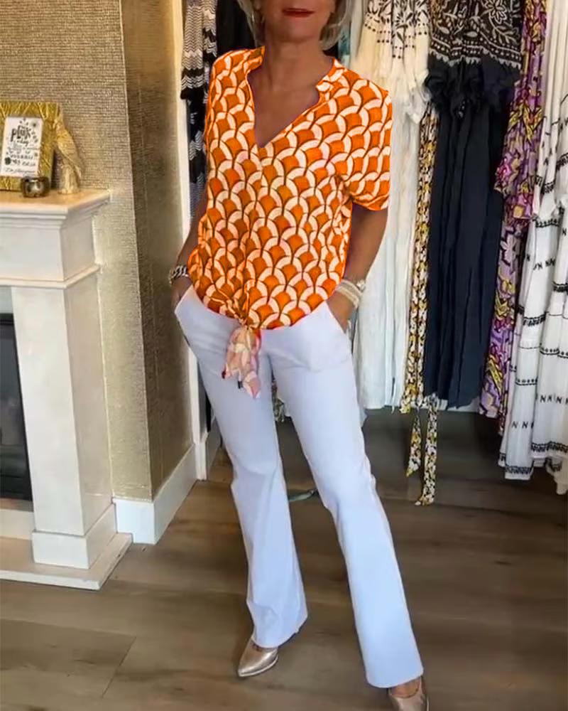 Isabelle | Relaxed V-Neck Printed Top