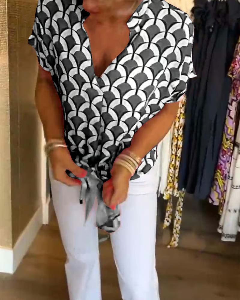 Isabelle | Relaxed V-Neck Printed Top