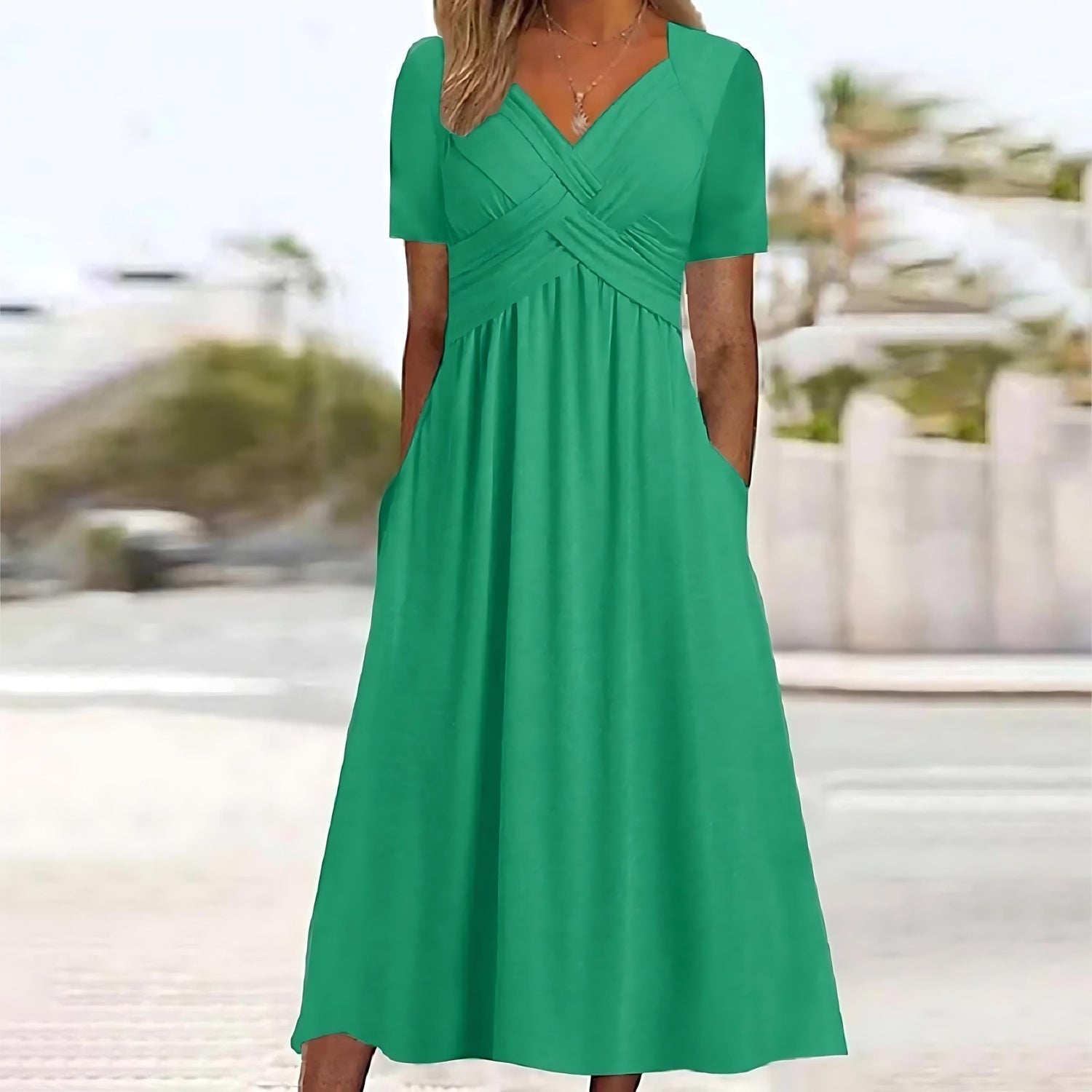 Katerielle | Elegant Midi Dress