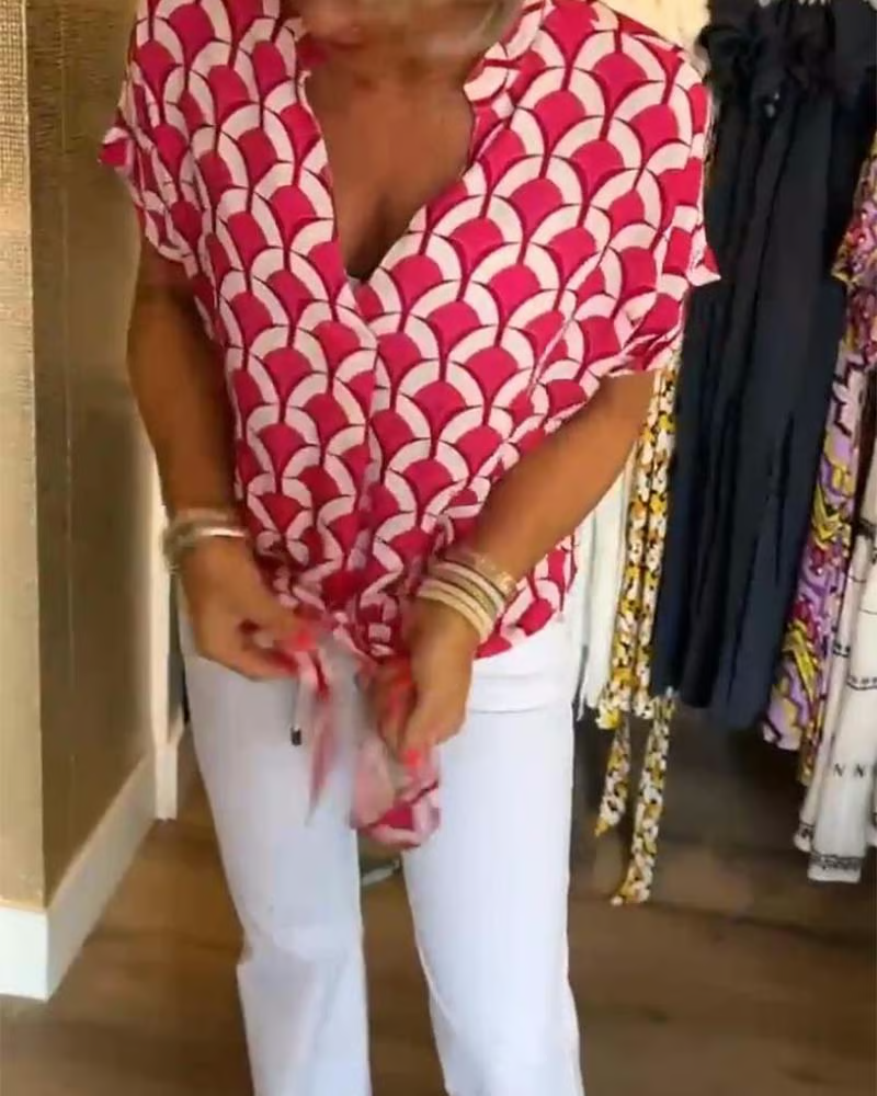Isabelle | Relaxed V-Neck Printed Top