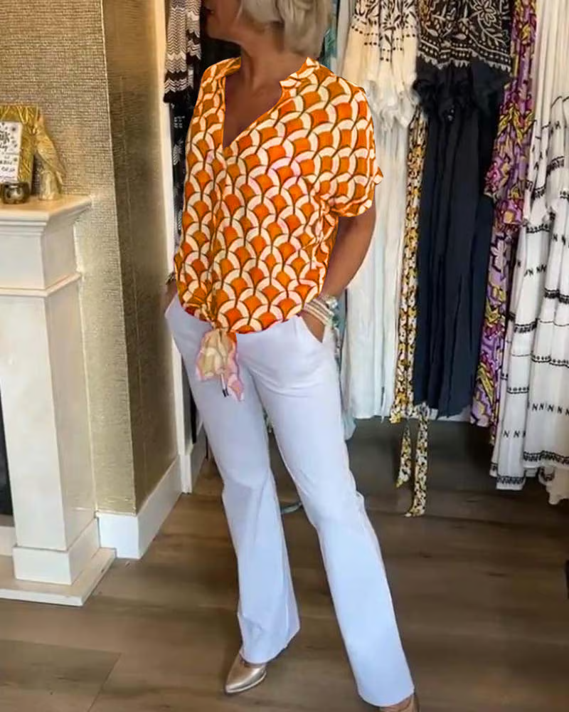 Isabelle | Relaxed V-Neck Printed Top